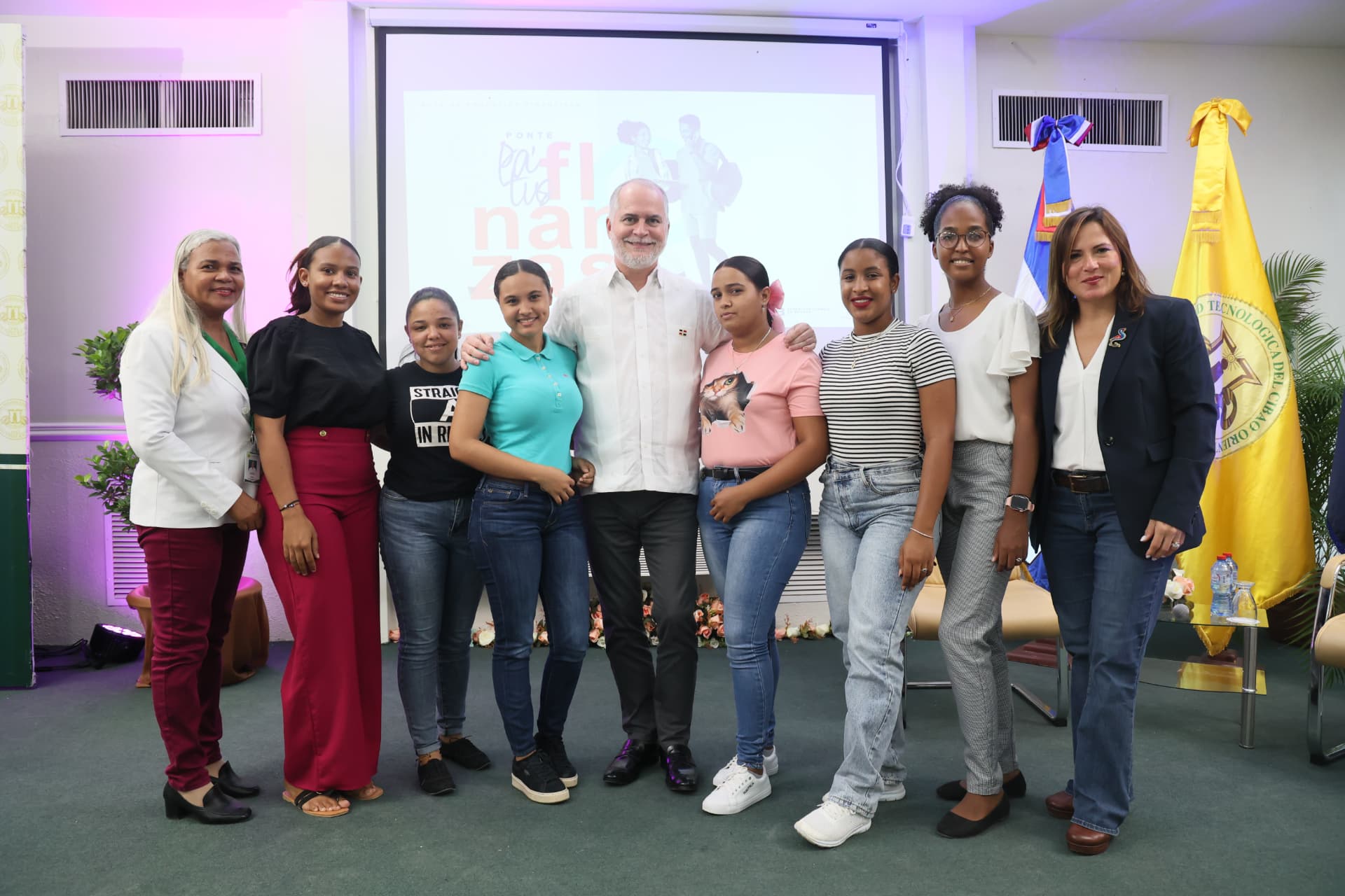 Participantes de Ponte pa' tus finanzas en Cotuí